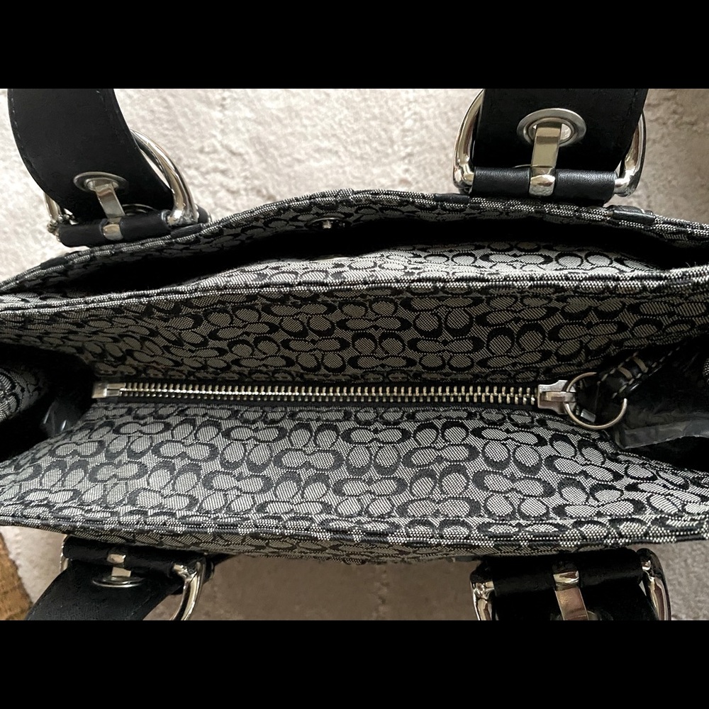 Aunthentic Coach Soho Signature - F10927 - Picture 10 of 15